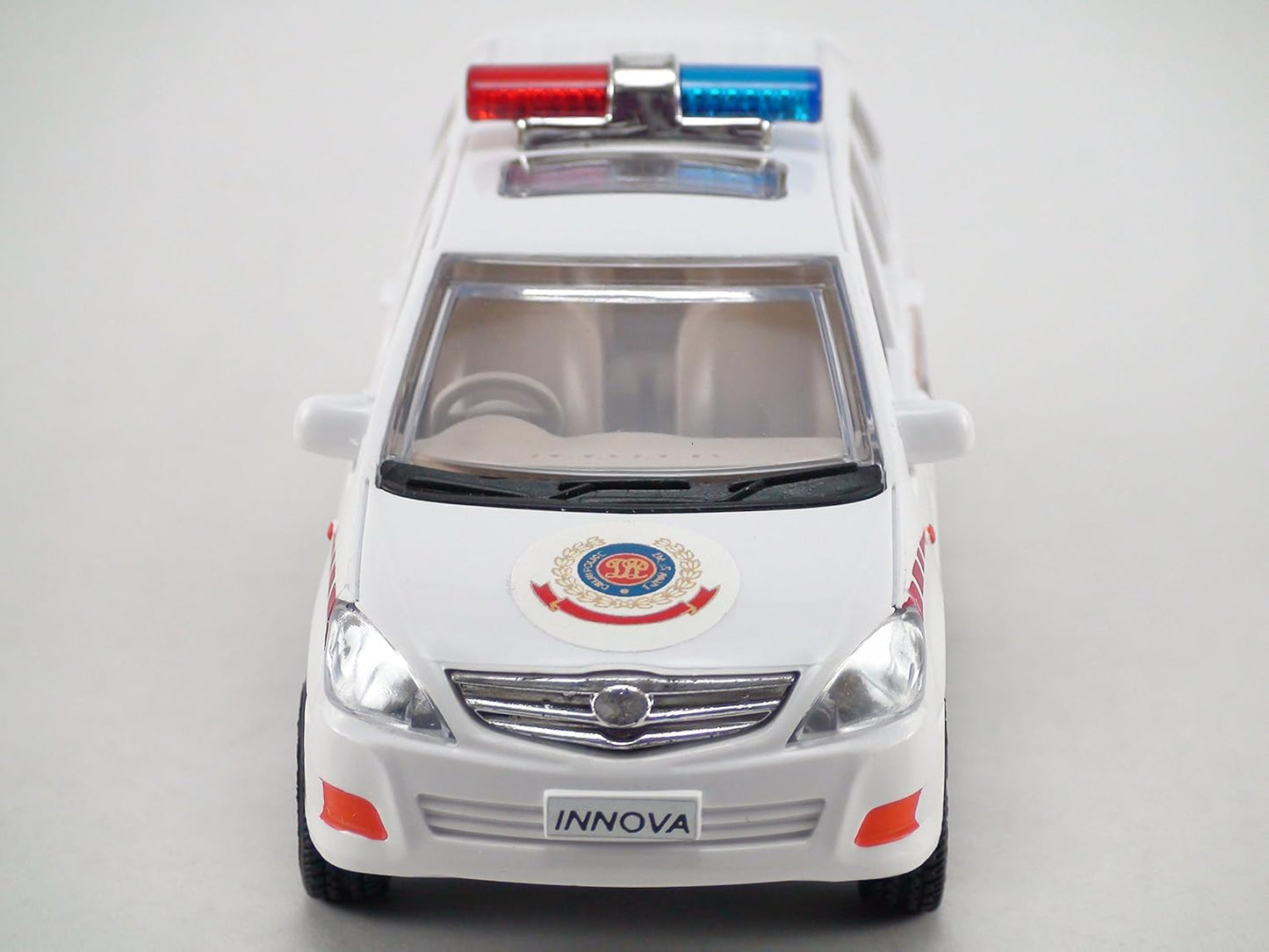 Centy Toys Model of Police Chase Innova
