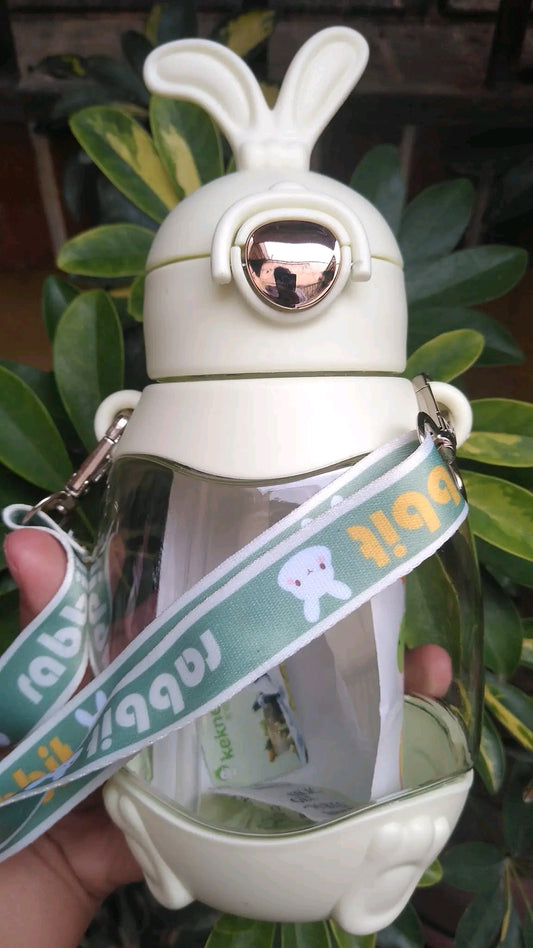 Sipper Bottle for Kids |Water bottle for Boys and Girls| BPA Free Bottle | Anti-Leak | Cute Design with Straw and Adjustable Shoulder Strap