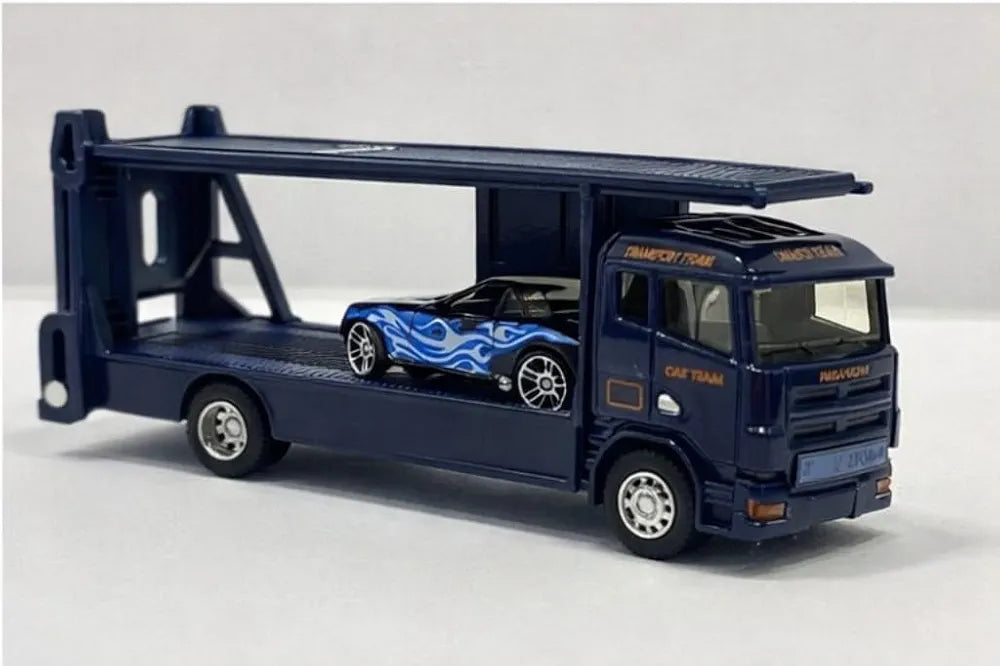 Mini Metal Muscle Car on Pull Back Carrier Truck – 2-in-1 Double-Decker Die-Cast Transporter, 1:64 Scale Toy Hauler for Kids with Chrome Wheels and Flame Decals (Pack of 1).