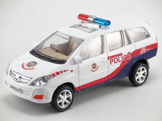 Centy Toys Model of Police Chase Innova
