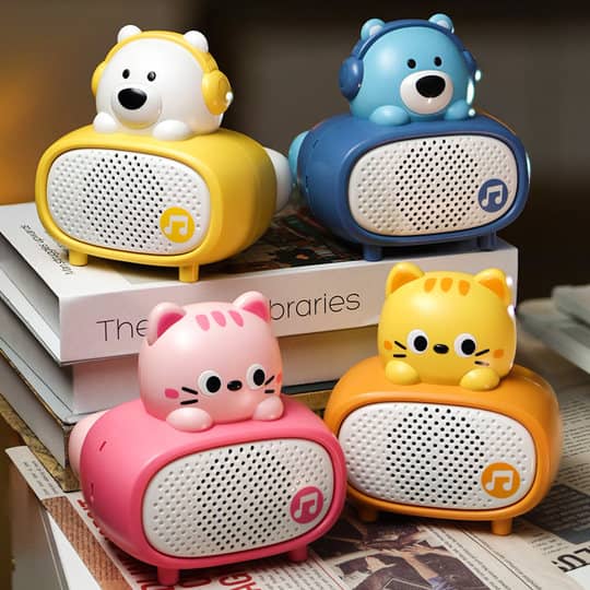 Colorful cartoon animal speakers with karaoke with microphone for kids