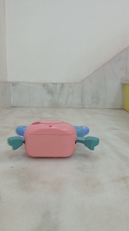 LUMO Battery Operated Crab Toy for Kids - Climbing Fun